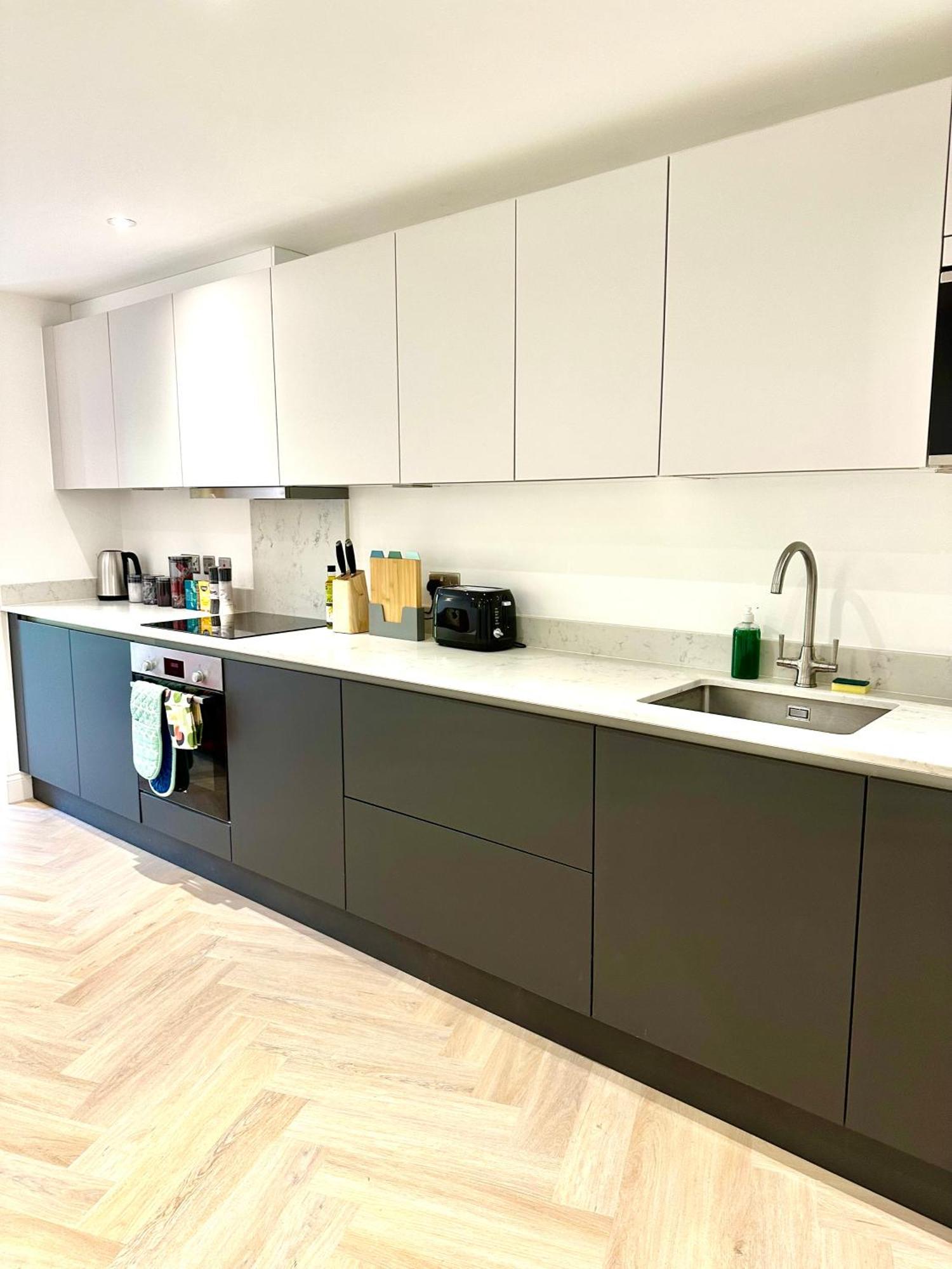 Rye Brand New Apartment Εξωτερικό φωτογραφία