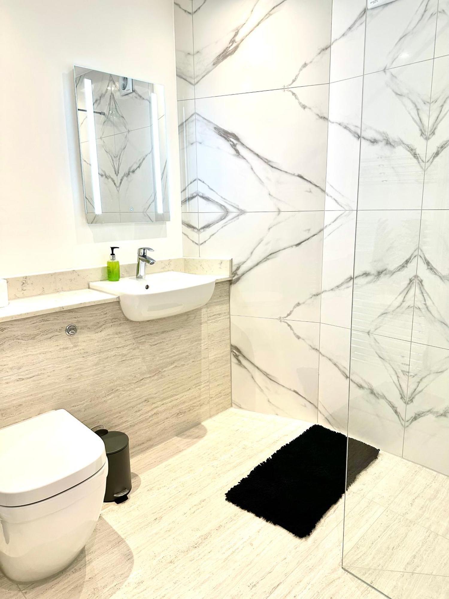 Rye Brand New Apartment Εξωτερικό φωτογραφία