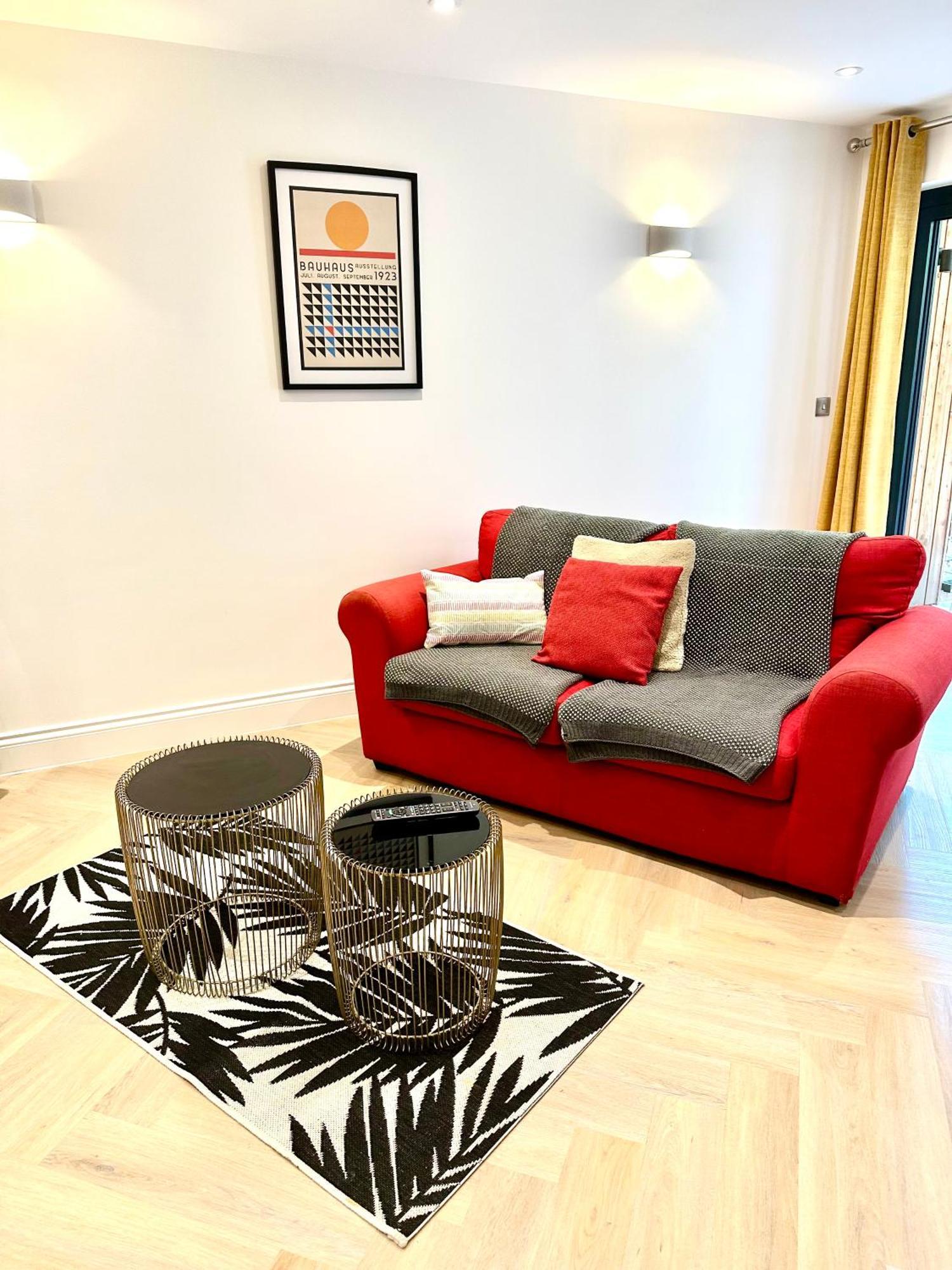 Rye Brand New Apartment Εξωτερικό φωτογραφία