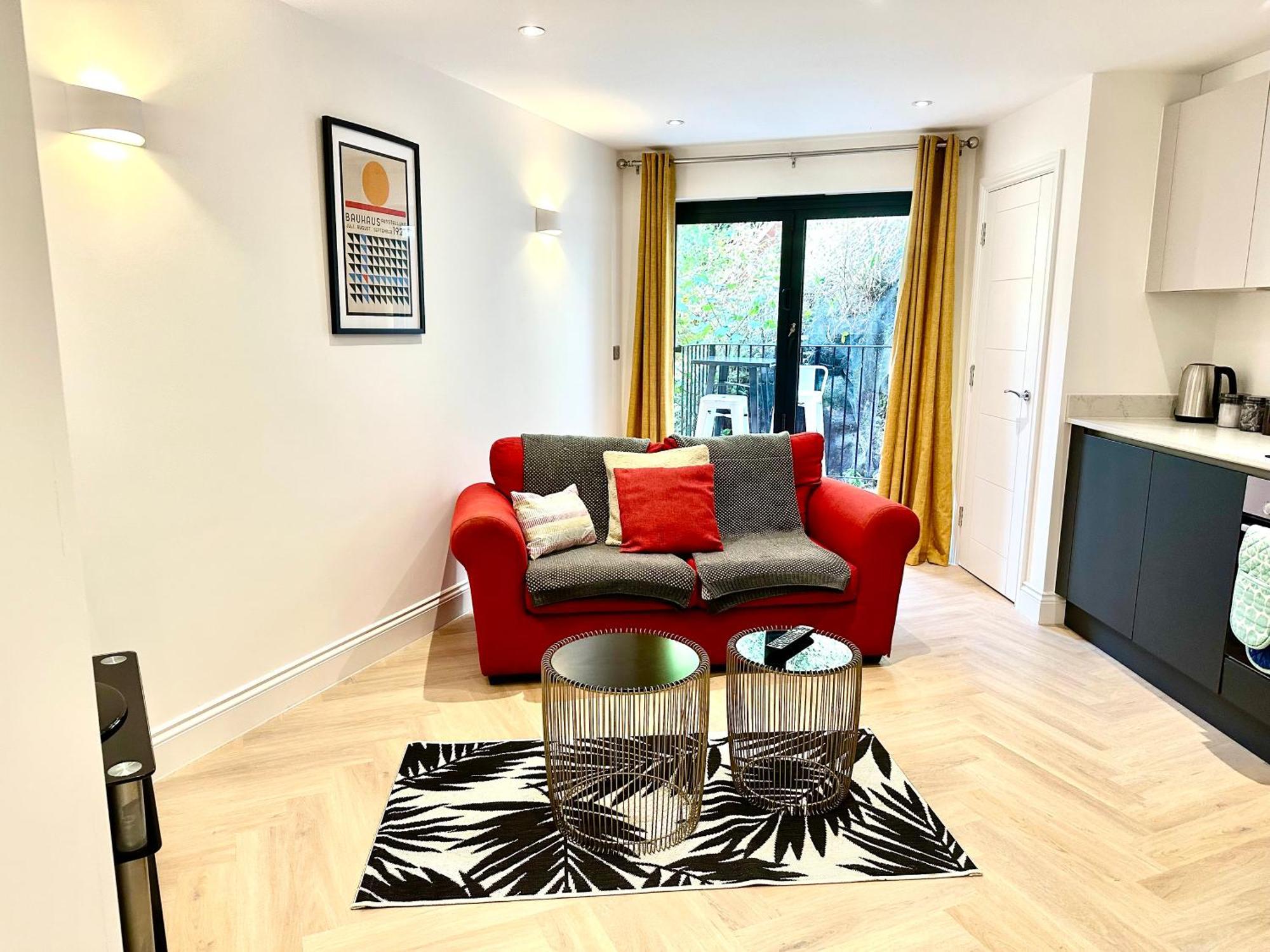 Rye Brand New Apartment Εξωτερικό φωτογραφία